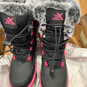 Girl’s Zeroxposur Black and Pink Winter Boots with Faux Fur Trim